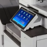 Ricoh MP C4504 Colorida — Impressão papel grosso e Impressão papel 300g; impressora para panfleto em couché fosco e couché brilho